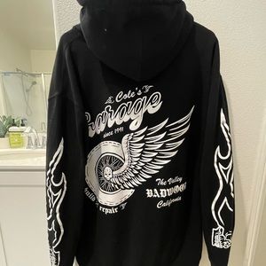 Badwood Coles Garage zip up